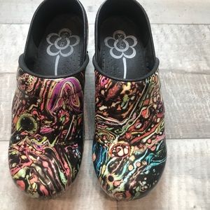 Sanita nursing shoes size 37